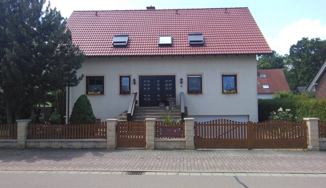 Vacation apartment/apartment for 3 guests with 85m² in Markranstädt (122846)