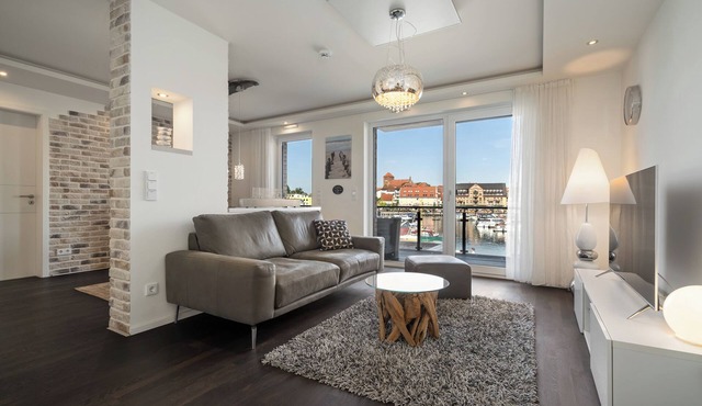 Vacation apartment with water view on the 1st floor of the Hafenresidenz Waren