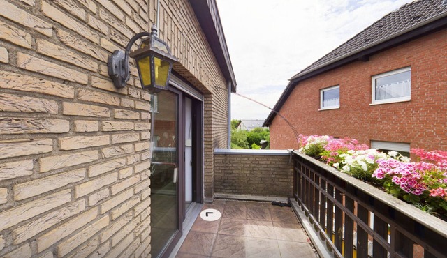 Vacation apartment/apartment for 6 guests with 55m² in Weilerswist (310005)