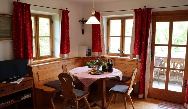 Vacation apartment directly on Lake Chiemsee for a vacation for two