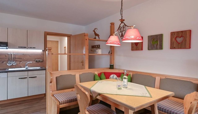 Vacation apartment Edelsberg No. 2 on the first floor - Landhaus am Rosenbächle