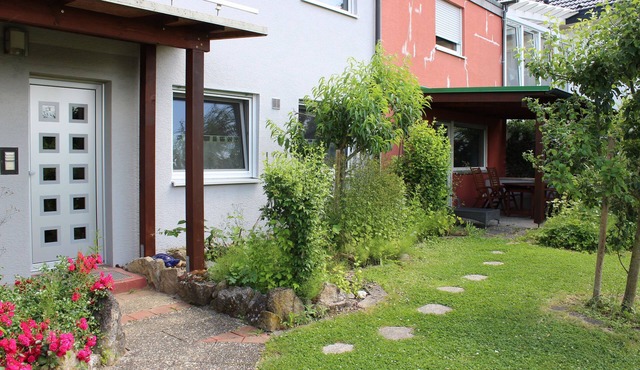 Vacation apartment Garten - Holiday apartment Christin