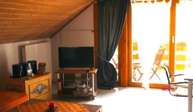 Vacation apartment II (attic apartment) - Ferienwohnungen Röller