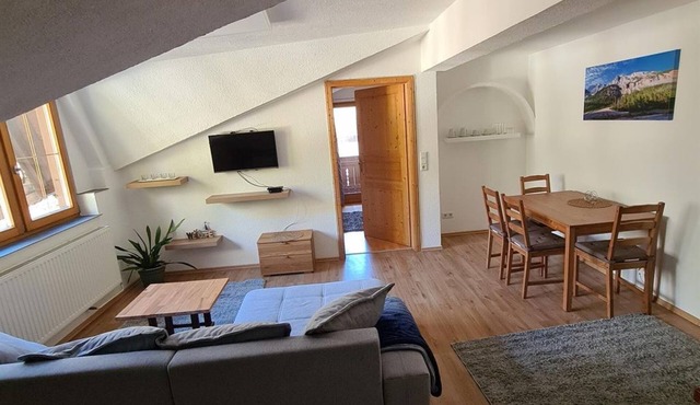 Vacation apartment "Isarblick" - House Monika