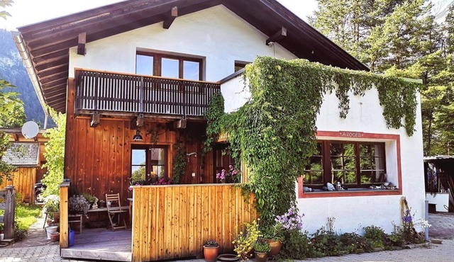 Vacation apartment Karwendelglück