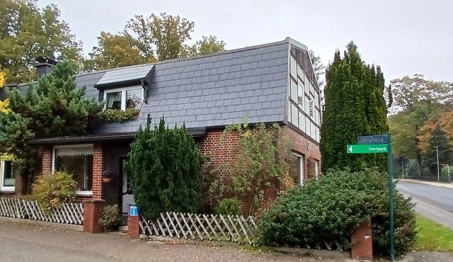 Vacation apartment near the nature reserve and directly on the Heidschnucken hiking trail