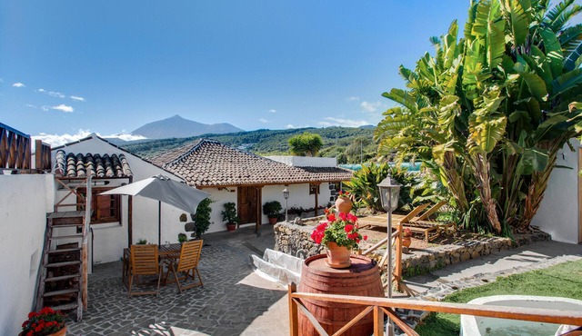 Vacation 'Casa Guimar' with Sea View, Wi-Fi and Air Conditioning