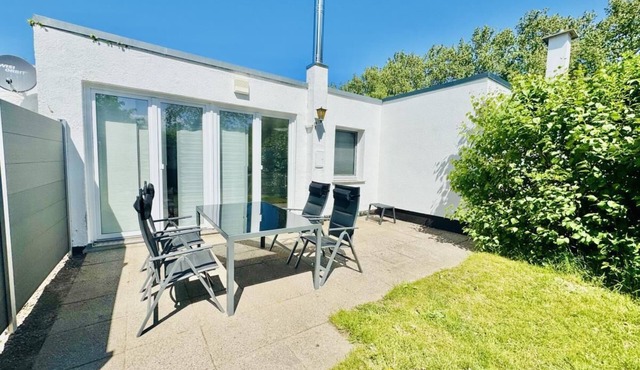 Vacation cottage Kliff-Haeuschen