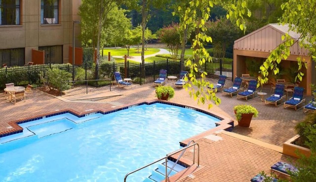Vacation Day Is Always A Great Idea! Enjoy Comfortable unit and Pool access
