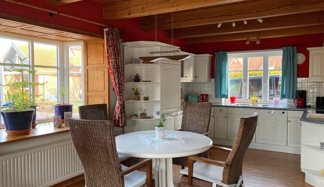 Vacation apartment/apartment for 4 guests with 98m² in Fehmarn OT Landkirchen (59206)