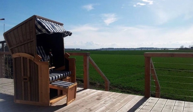 Vacation apartment/apartment for 4 guests with 72m² in Fehmarn OT Neue Tiefe (294294)