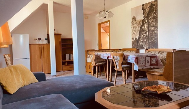 Vacation apartment "Lehnsteig", 2 bedrooms - Holiday home Schrammsteinblick