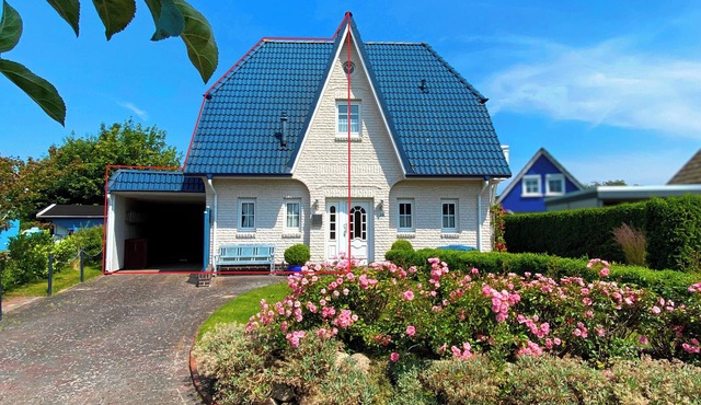 Vacation home Friesenhaus for 2 in Schönberg-Kalifornien