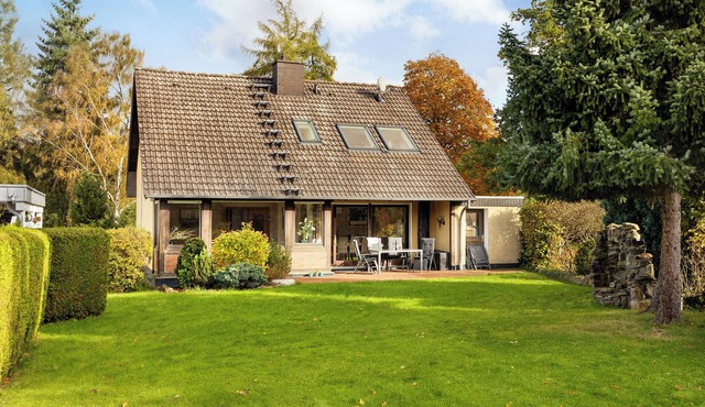 Vacation Home "Gästehaus Am Mühlenteich" with Private Terrace, Private Garden & Wi-Fi