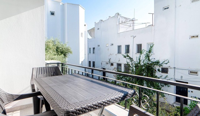 Vacation Flat w Balcony 3 min to Beach in Bodrum