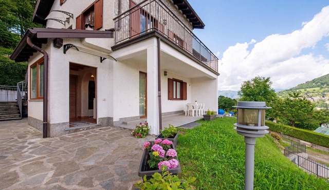 Vacation Home "Loft Bellavista" with Mountain View, Private Terrace & Wi-Fi
