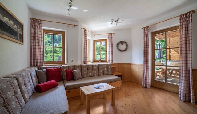 Vacation Home 'Ferienhaus Hof am Schloss' with Mountain View, Wi-Fi & Garden