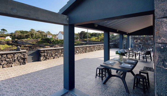 Vacation Home "Adega Do Portinho Velho" with Balcony & Wi-Fi