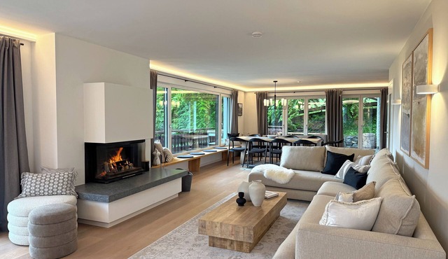 Vacation home Allgäu: eat-in kitchen, fireplace, 4 bedrooms, 3 bathrooms, terrace & hot tub
