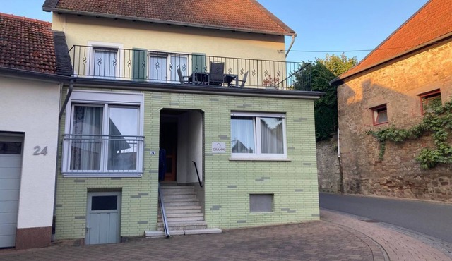 Vacation home Gramm - 9-bed apartment, shower, WC, non-smoking