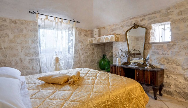 Vacation Home "Il Trullo Bello Ostuni" with 2 Private Terraces, Private Garden & A/C