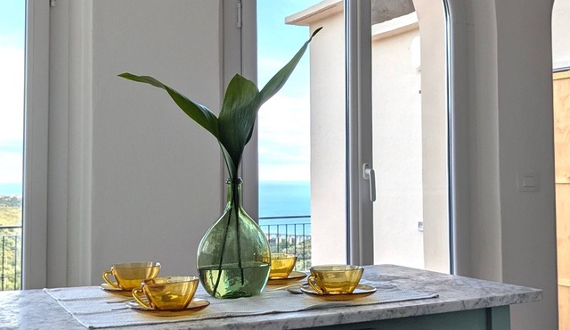 Vacation home in the center of a Ligurian village, with panoramic terrace overlooking the sea