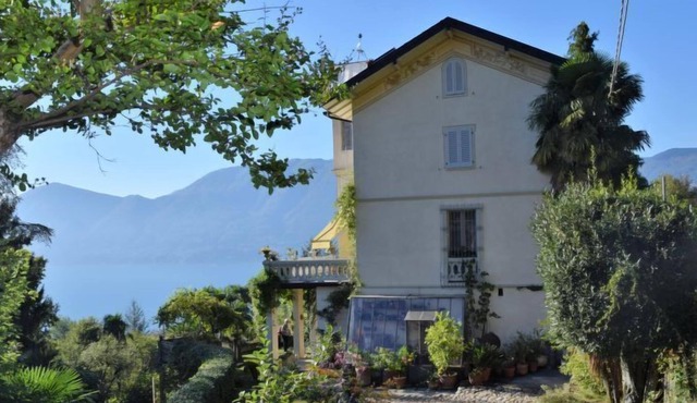 Vacation home Mon Cher in Brezzo di Bedero - 6 persons, 3 bedrooms