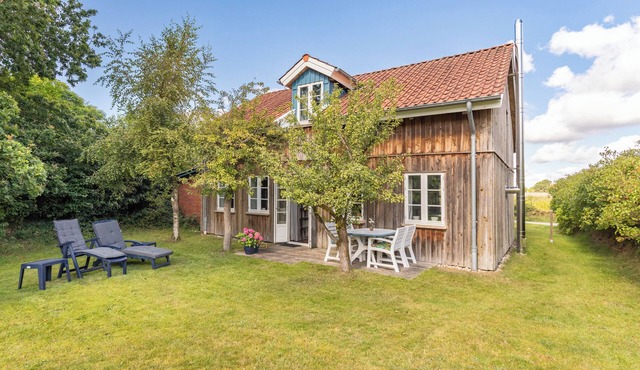 Vacation home Lütt Huus an de Geestkant in Langenhorn for up to 4 people
