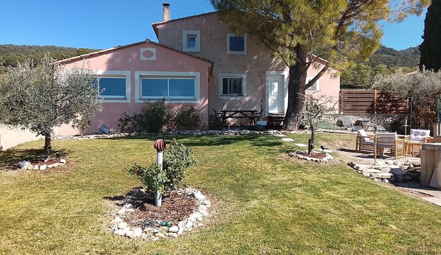 Vacation home rental 6 persons near Vaison La Romaine