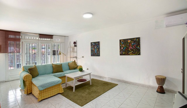 Vacation Home 'Solhjem' with Mountain View, Garden, Terrace & Wi-Fi