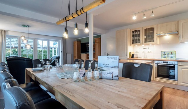 Vacation home Sommerwind III, Tating - Spacious vacation home, fireplace & close to SPO