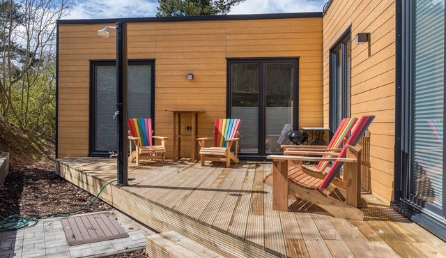 Vacation Home "Tiny House Brekendorf Kammberg" with Mountain View & Wi-Fi