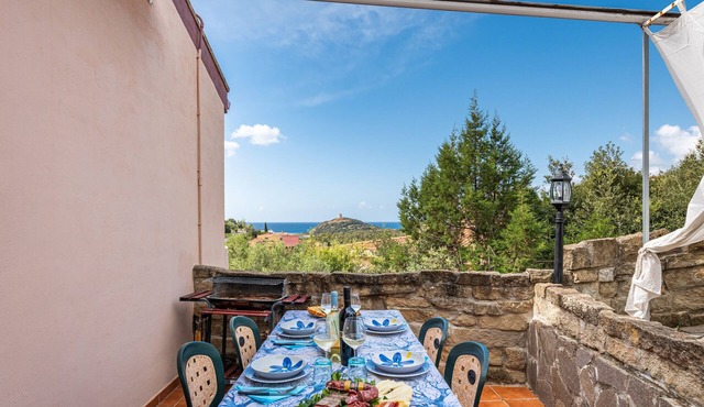 Vacation Home "Villa Leonardo Sud Sardegna" with Sea View, Private Terrace & Wi-Fi