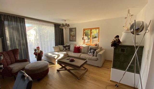 Vacation home with 3 bathrooms, 6 bedrooms & 2 kitchens - Residence Cosy