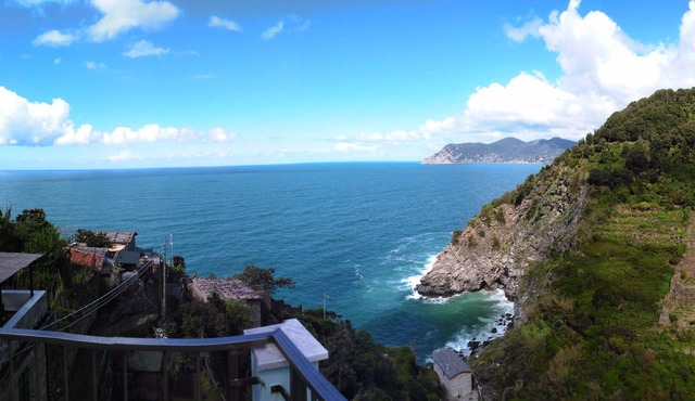 Vacation home with excellent sea view