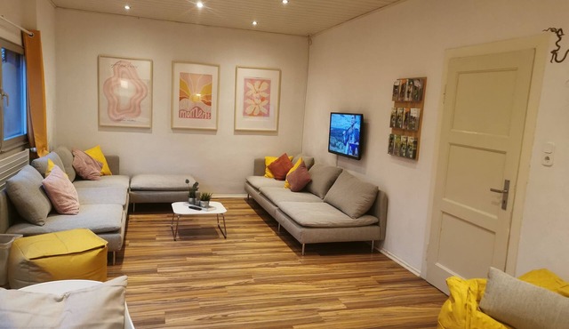 Vacation home with private pool, table tennis house and private barbecue area