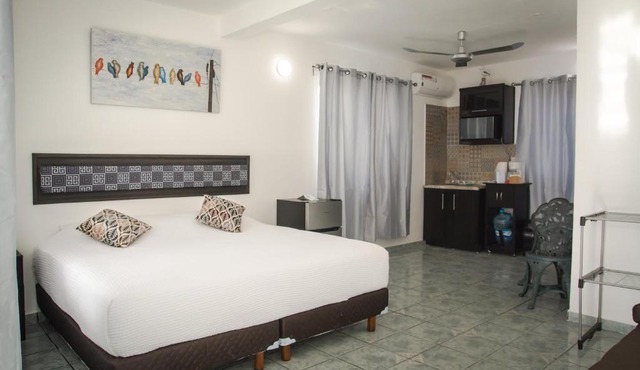 Vacation Rental - Studio at Casa Cocoa