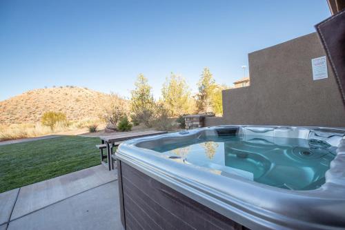 Vacation Station Private Hot Tub