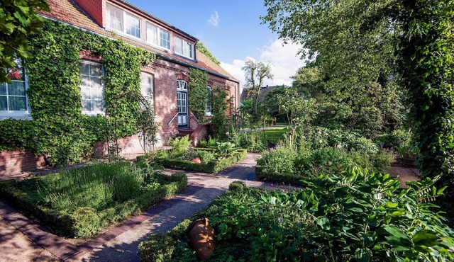 Vacation with family and friends? Naturally in the country house - sauna, billiards, WLAN