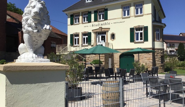 Vacation with the winemaker in the town mill