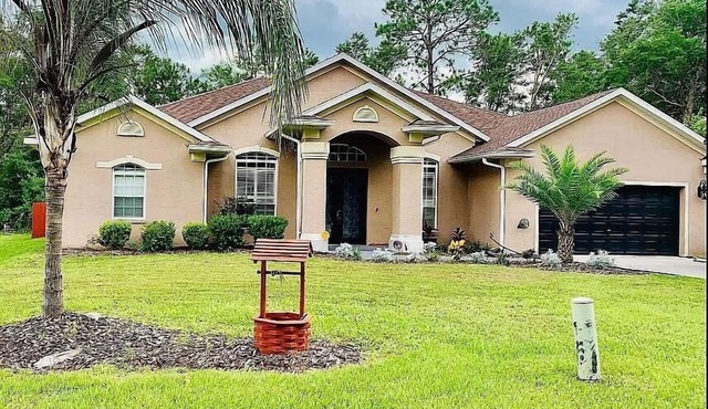 Vacationer’s Delight, The Estate at Redloh Ranch.