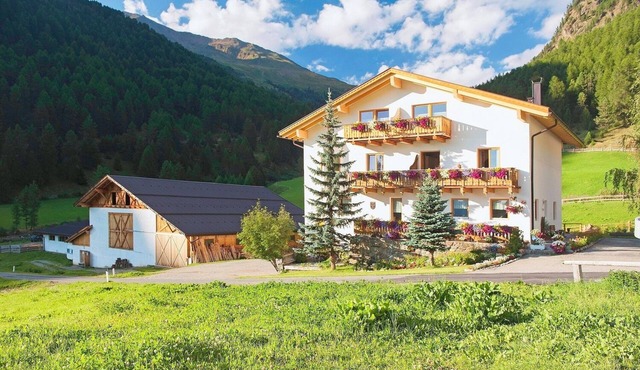 Vacations on an organic farm in South Tyrol (Vinschgau Valley) - cozy vacation apartments