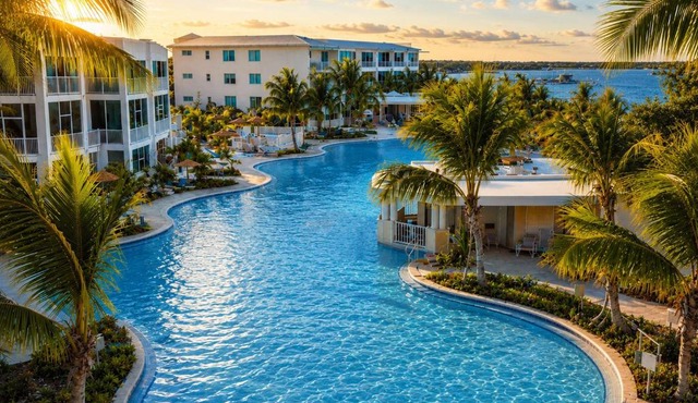 Vacay Vibes at Mariners Club- Luxury Home in Oceanfront Resort with Pools, Pickleball & Marina