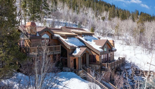 Vail View by AvantStay
