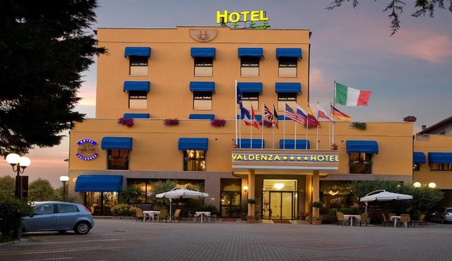 Valdenza Hotel