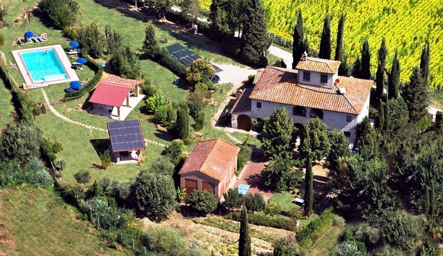 Vallacchi b&b Authentic Acient Tuscany CountryHouse, family welcome
