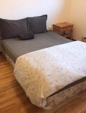 Vancouver Backpacker House - 10 min walk to Metrotown skytrain station
