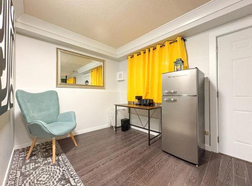 Vancouver UBC 2BD Suite
