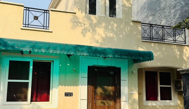 Vardaan Luxury Villa, Emaar MohalinCharming Owner Free 3-bedroom Luxurious Villa