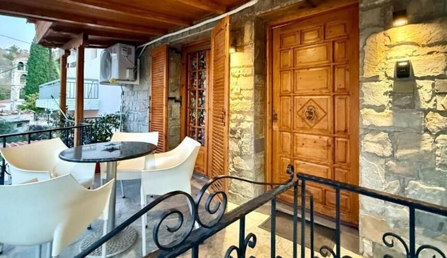 Vasilikis Stone House
